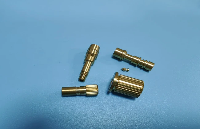 custom threaded fasteners