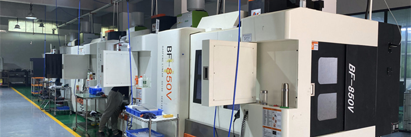 cnc-milling-center-automatic.jpg cnc-milling-center-automatic.jpg