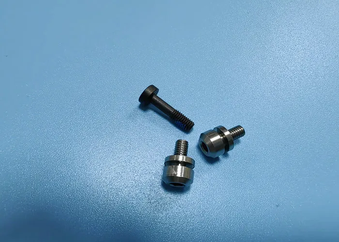 Custom Bolts and Fasteners: A Complete Engineering Guide to Materials and Manufacturing