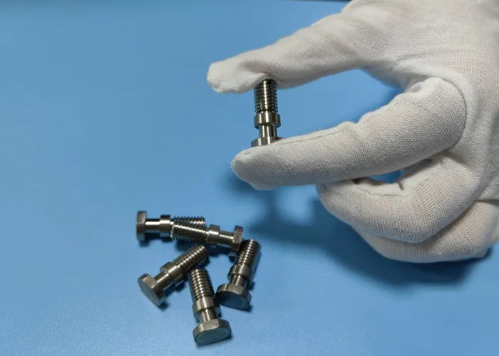 Mastering Titanium Machining: Overcoming Challenges for Lightweight Fastening Solutions in Medical and Surgical Applications