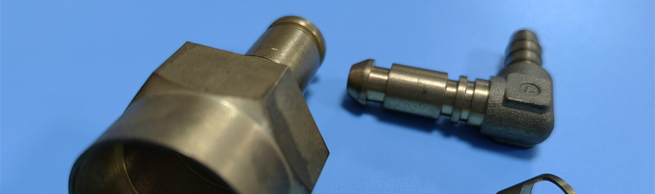 Compression brass fittings with ferrules for leak-proof tubing connections