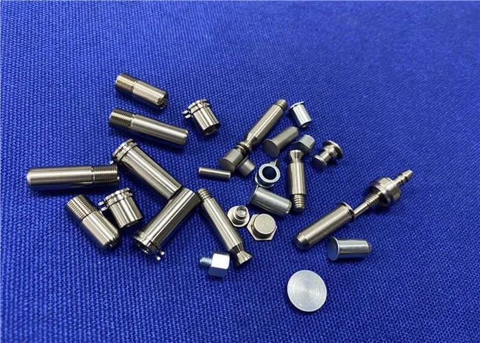 Precision Micro Fasteners: Engineering Guide to Materials, Manufacturing, and Selection